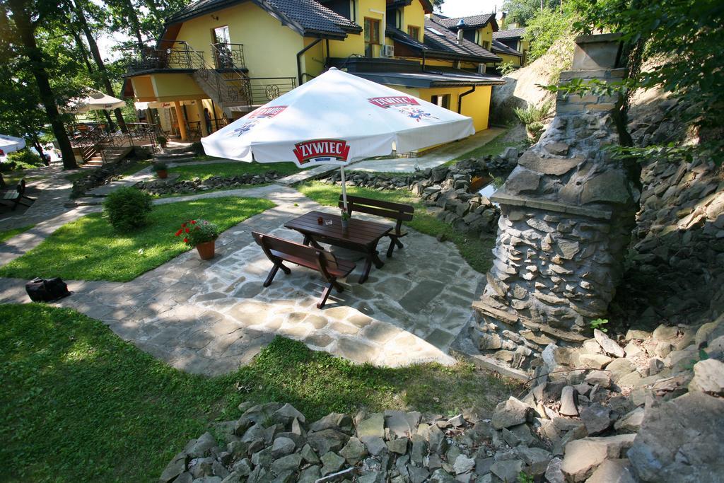 Hotel I Restauracja Pod Skala Jaslo Exterior photo